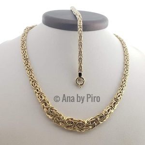 14 Kt Gold set (necklace/bracelet)